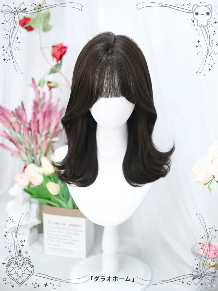 ショートヘアにカチューシャをつけるのは、本当に難しい？