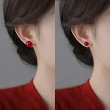 高級感のあるレトロな赤いパールイヤリング【穴あけ不要・新年用・女性用】
