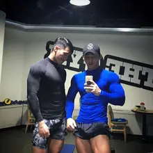 メンズ 長袖フィットネスウェア【バスケットボールトレーニング用・ハイネック・速乾・高伸縮性】