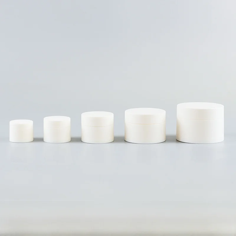 キッチンをスッキリ整理！収納グッズおすすめ　完全ガイド