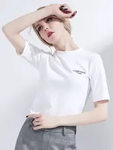 白色Tシャツ【レディース・短袖・コットン・フィット感あるデザイン】