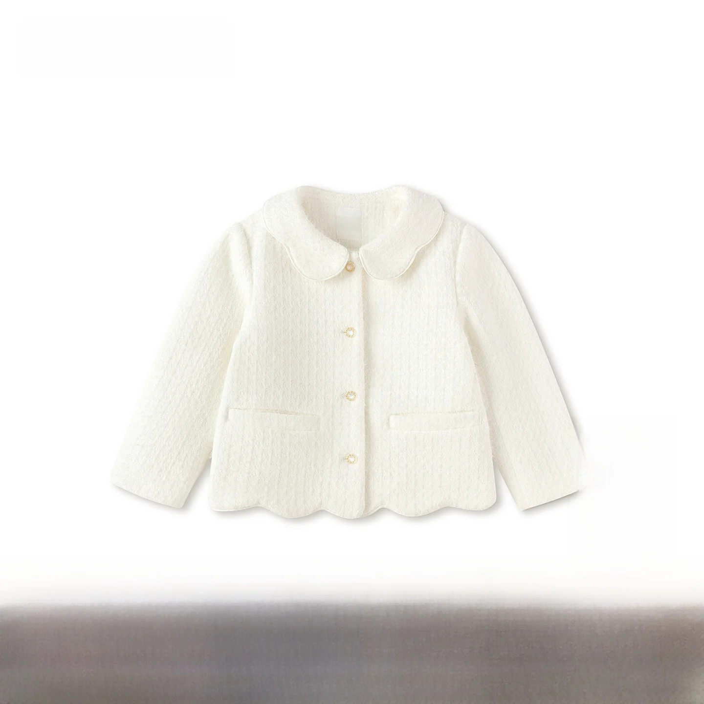 13度の服装で失敗しない着こなしは？女児服を大人に着せるブランドの選び方を解説