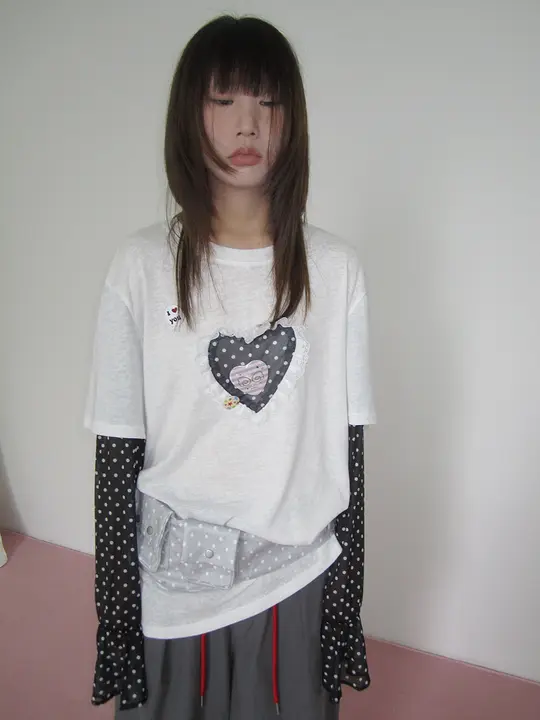 ハート刺繍のゆったりシャツ【フェイクレイヤード・韓国デザイン・重ね着風】