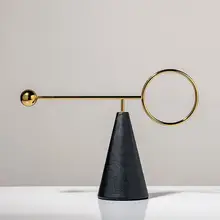 幾何学デザインの高級装飾品【デスク用・スカーフ・ネックレス収納・衣類収納】
