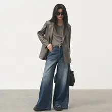 通勤に最適！シンプルな女性用スーツ【春用・クラシックデザイン】
