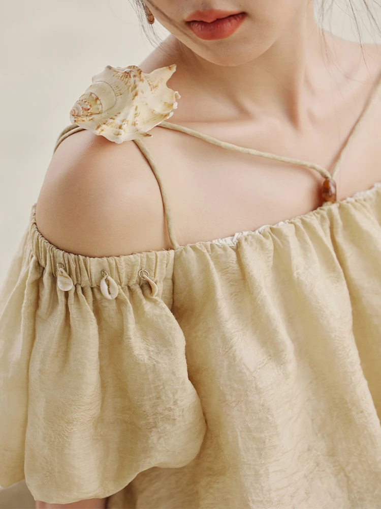 off shoulder を選ぶときに迷うなら、この1つのデザインが答えになる？