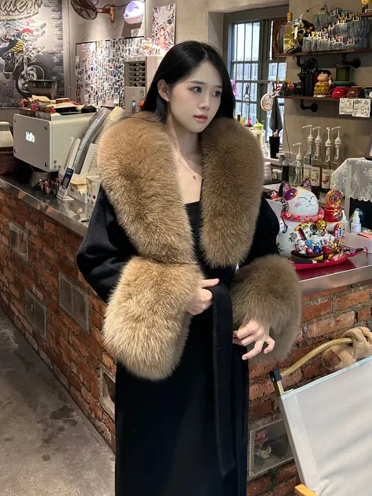 フェイクファー付き ツイード風 ダブルフェイスウールコート【中長丈・ウエストリボン・スタイリッシュ】