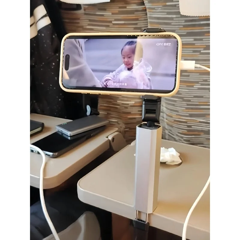 スマホスタンドを横置きにしたとき、なぜ生活がスムーズになるのか？