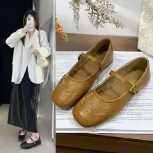 フレンチスタイル バレエシューズ【平底・レトロな彫刻デザイン・一文字ベルト】（セットアップ対応）