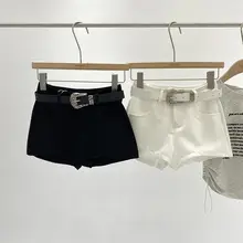 白色のローワイストワイドパンツ【女性用・春夏・スリムフィット・ルーズシルエット】（セットアップ対応）