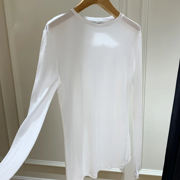 薄手天絲Tシャツと肌着の違い：通気性・厚み・着心地の実測比較