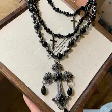 多重重ね着けゴシック風クロスネックレス【黒ビーズ・デザイン性の高いアクセサリー・女性用】