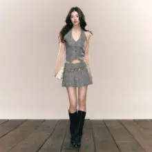 デザイン性のあるジャケットベストとミニスカート【春用・女性・セットアップ対応】