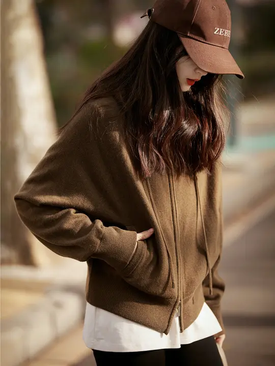 質感美学のフード付きジップアップニットカーディガン【ウール＆カシミヤ・秋用・ルーズフィット】