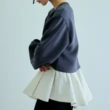 カジュアルなデザイン！長袖の重ね着風スウェットシャツ【春秋用・ルーズフィット・コーディネートしやすい】（セットアップ対応）