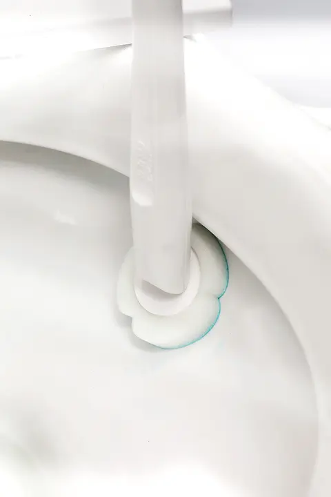 妙潔 使い捨てトイレブラシ【角落まで清掃できる替えヘッド・家庭用・便利な掃除ツール】