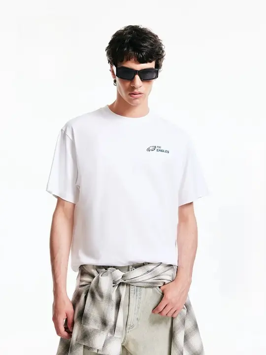 快適なコットン製 メンズ Tシャツ【クルーネック・ゆったりフィット・シンプルデザイン】