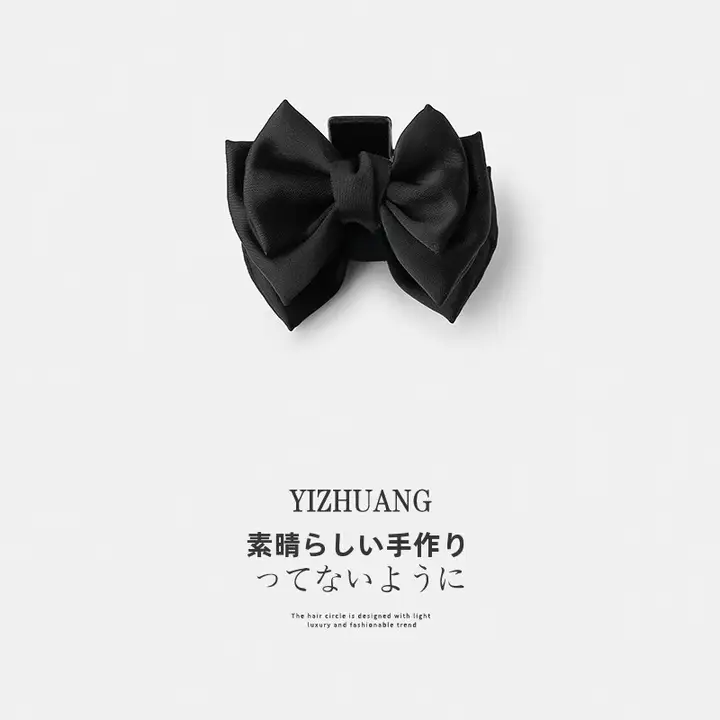 ブラックリボン付きプリンセスヘアクリップ【サイドバング用・小型・半束ね髪用】