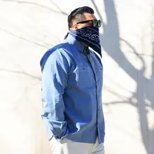 クラシックなブルー＆ホワイトストライプシャツ【ユニセックス・フィット】