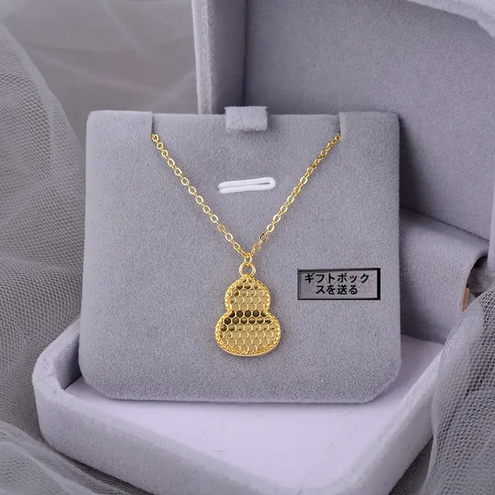 925純銀ネックレス【スカラデザイン・金のひょうたん・女性用・気品のある鎖骨チェーン】