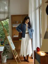 春夏用不規則デザインの白色ハイウエストスカート【Aライン・フレンチスタイル・傘型】