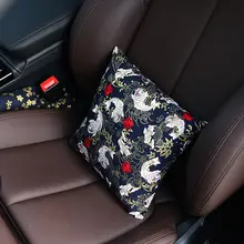 和風デザイン 車用クッション【後部座席用・四季対応・フワフワ素材】