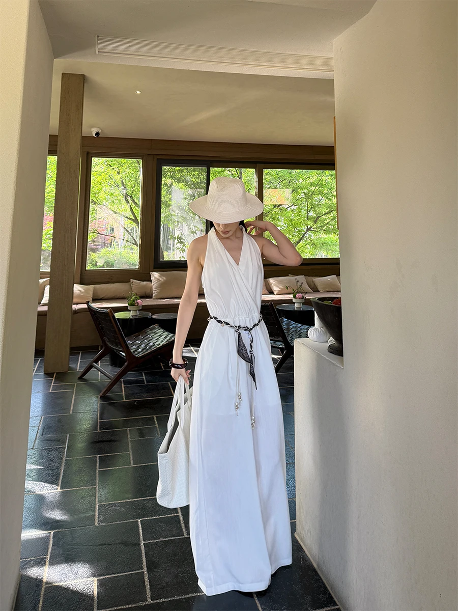 高級感あるハイネックVネックマタニティパンツ：夏の通勤シーンに最適なワイドレッグセットアップ対応スタイル