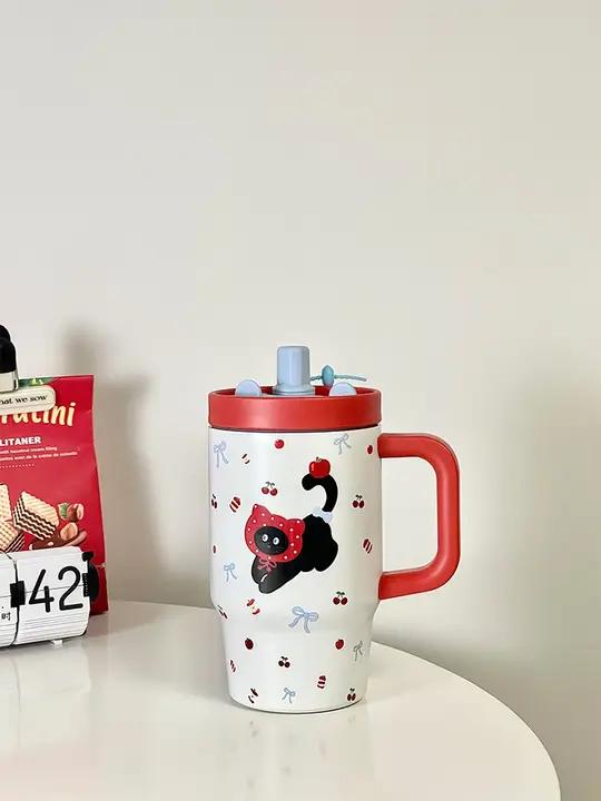 可愛い大容量猫デザインの保温カップ【ストロー付き・オフィス用・陶器内蔵】