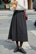 黒のウールミディスカート【高腰・Aライン・プリーツ・気品あるデザイン】