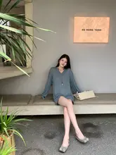 夏用 レディース 長袖Vネック トップス【軽量で・カジュアルデザイン】