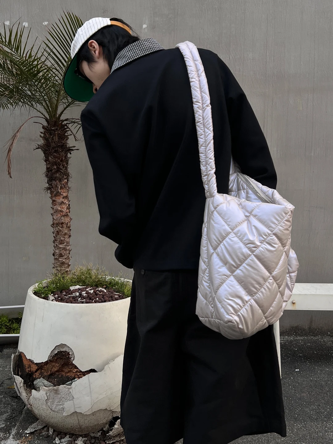 cool bag と デイリーバッグ の違いは？軽い pcバッグ ショルダーで通勤・週末を彩るベストな選び方は？