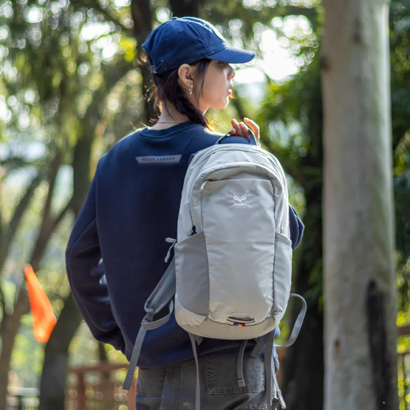 軽量登山リュック おすすめ：江麒 山岭yhh 20リットル フォレストグリーンモデル