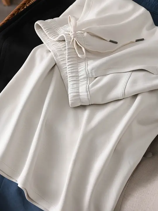 極上の柔らかさのモダール製サンドウォッシュスリットマキシスカート【ウエストゴム・ストレートシルエット】