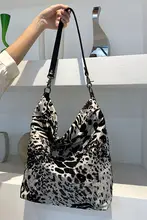 レオパード柄トートバッグ【カジュアルデザイン・ショルダータイプ・本革使用】