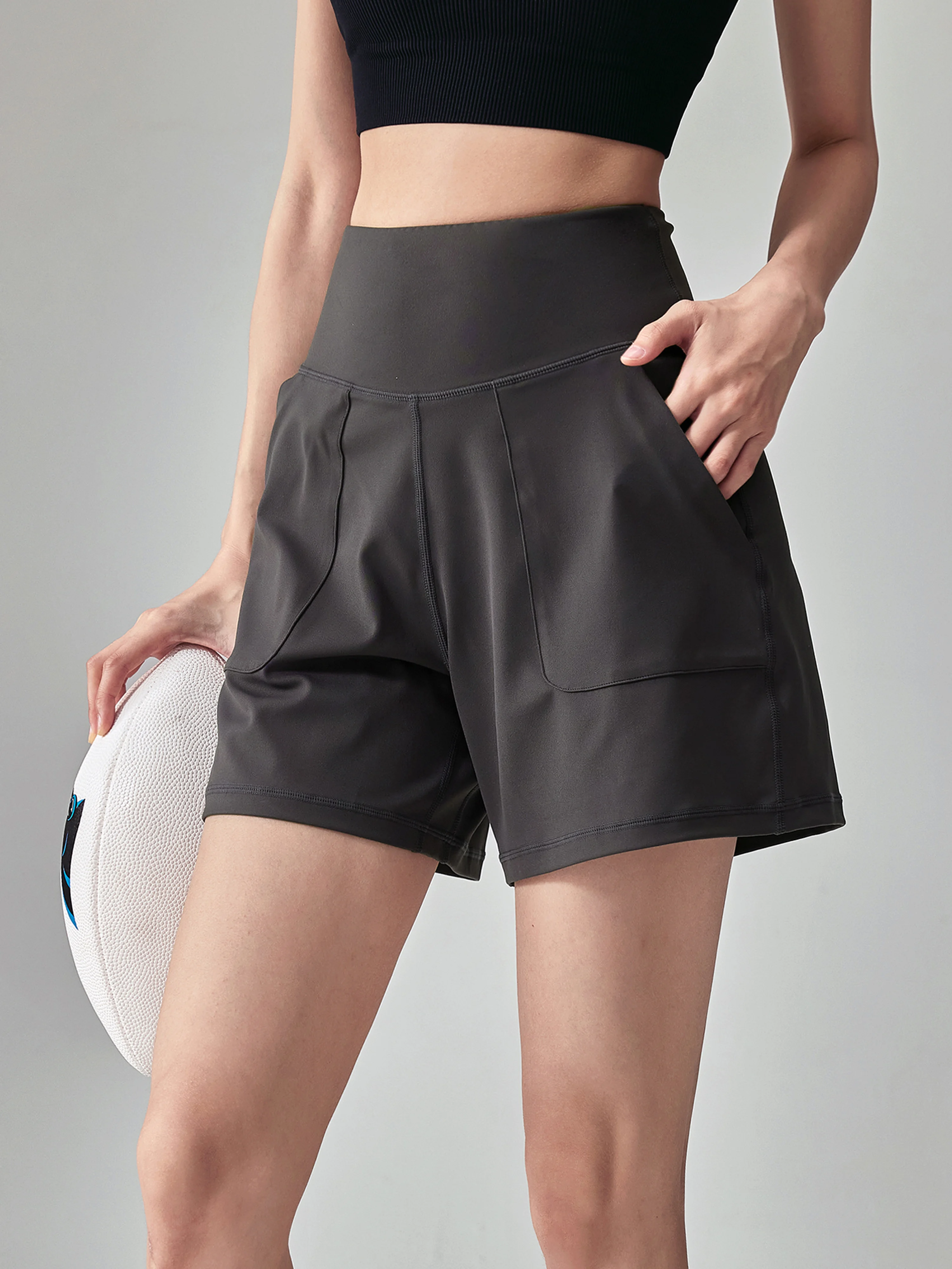 ランニングショートパンツを選ぶときに迷うなら、この1点が解決します！