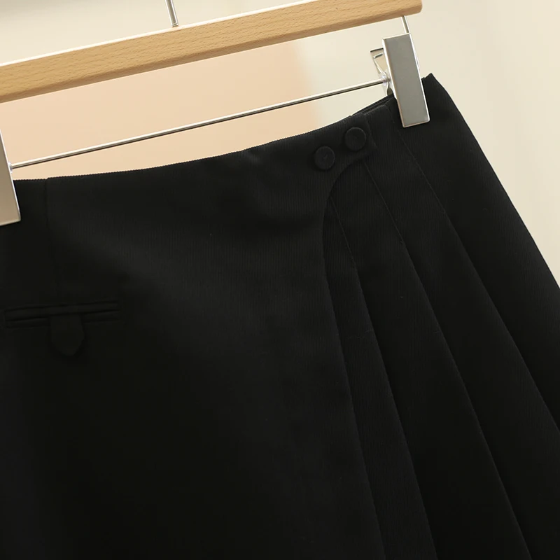 ハイウエストプリーツタイトスカート：通勤シーンでAラインを実現する女性用スカート