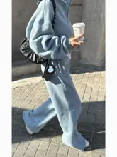 パーカーとワイドパンツ【カジュアルスタイル・ショートジャケット・ゆったりフィット】（セットアップ対応）