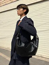 餃子バッグ ムーンバッグ トートバッグ ショルダーバッグ 手提げ ヴィンテージ ルーズ インスタ映え 個性派 トレンド「YUEN」