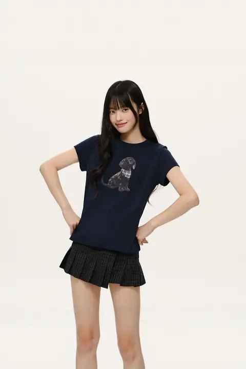 可愛い犬のアップリケ付きニットTシャツ【丸首・半袖・カジュアル・夏用】