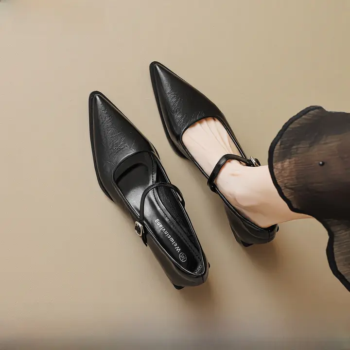 冬用のフレンチスタイル先細マリジェンシューズ【ブラック・太ヒール・大きいサイズ対応】