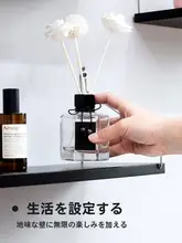 壁掛け棚 リ ビング 使用シーン 隔板 本棚