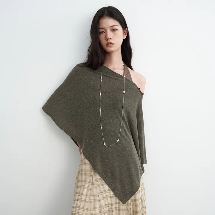 立体的なハニカムテクスチャーの肌触りの良いノースリーブニットTシャツ（セットアップ対応）