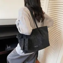 秋冬用トートバッグ【大容量・通勤用・レトロ調・女性用】