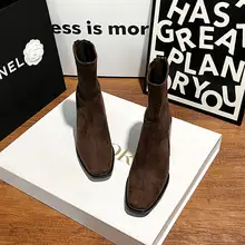 レディース 冬用太ヒールショートブーツ【スクエアトゥ・カラーブラウン・ストレッチスエード】