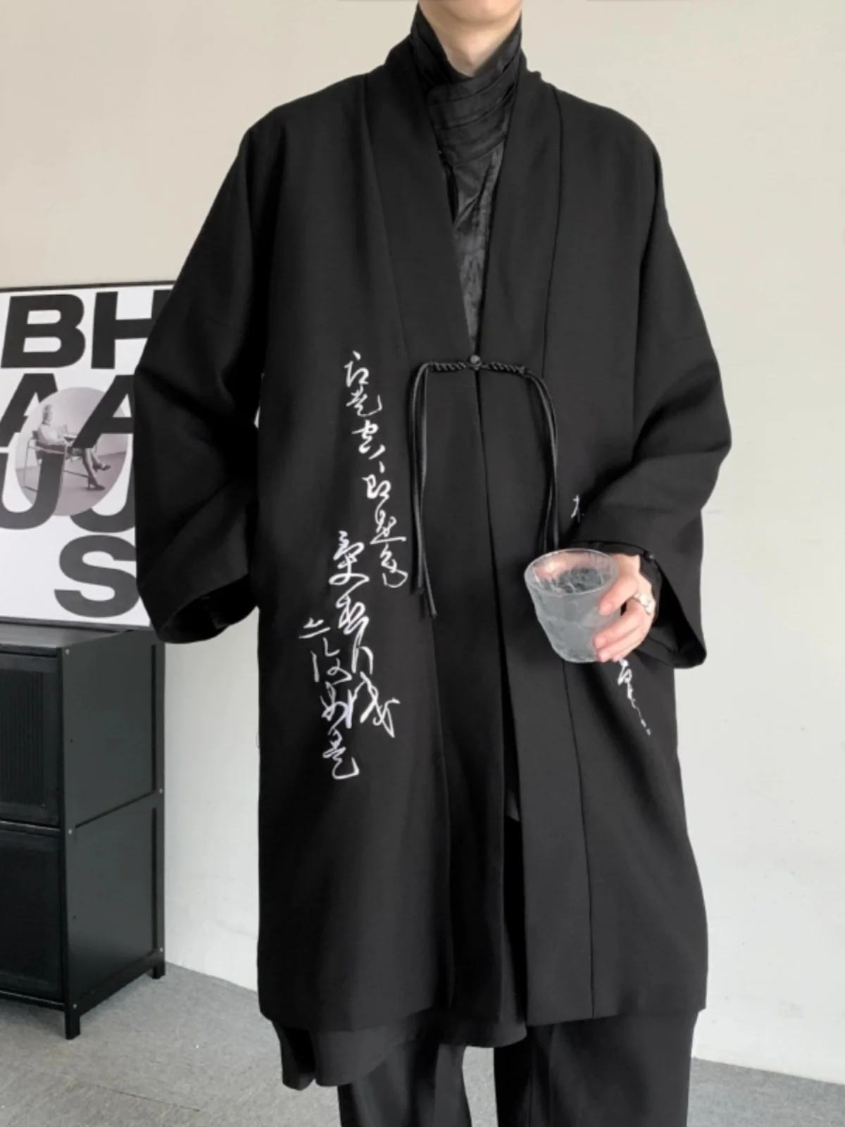 漢元素刺繍道服外套：法事男性向けの中国風ゆったりデザインの選択肢