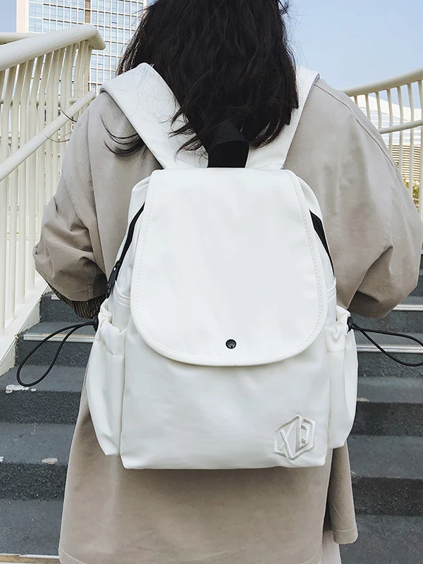 軽量で大容量なリュックをどう選ぶ？学生・通勤・旅行に最適な「菇八八」の独自デザインリュックが話題