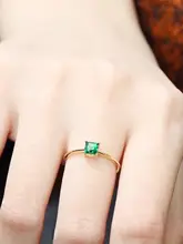 18K金 エメラルドカットのリング【女性用・純銀・高級感あふれるデザイン・贈り物に最適】