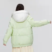 シンプルなデザインの短袖ダウンジャケット【軽量・環境に優しい・女性用】