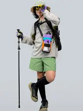 カラフルなデザインの多機能ボディバッグ【大容量・キャンプ用・水筒収納可能・スマホポケット付き】