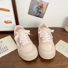 厚底カジュアルシューズ【学生向け・ユニークデザイン・スポーティー】